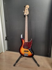 Guitare basse électrique