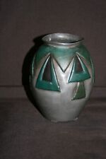 Vase en étain Art Déco