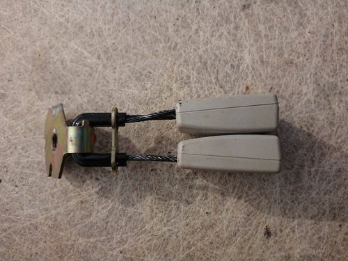 Serrure ceinture arrière - de,