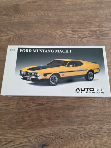 Autoart ford mustang mach - autoart,