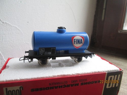 Un wagon marchandises - n°14/26,