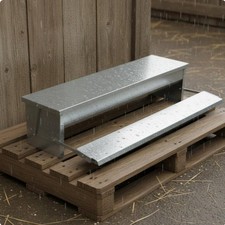 Mangeoire à Pédale pour