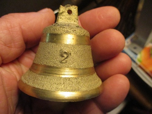Petite cloche bronze - cloche,