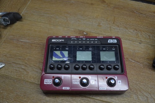 Zoom bass effects and amp - zoom,