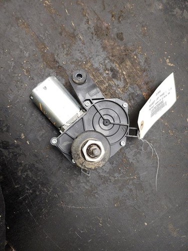 Moteur essuie glace arriere