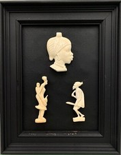 JOLI CADRE EN BOIS NOIRCI -