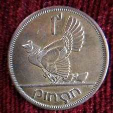 Ireland 1966 Penny Hen With Chicks Animal Approx. 30MM Diameter 