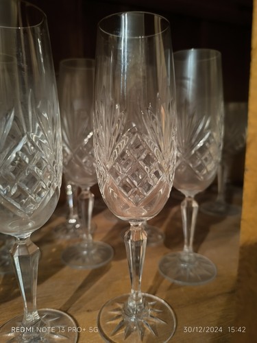 Service champagne - a,