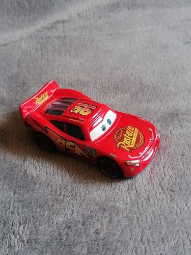 Voiture miniature disney pixar - miniature,
