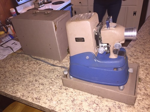Vintage standard projector - standard, in
