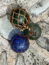 3 beaux flotteurs de pêche