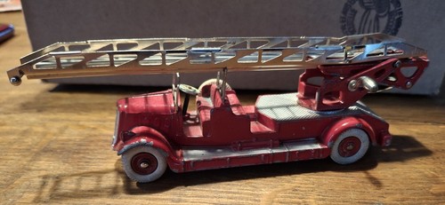 Dinky toys voiture - , pompier