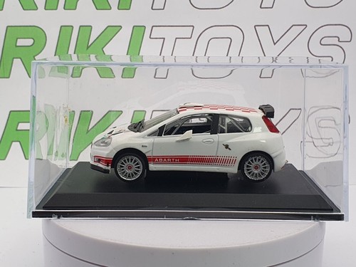 Fiat abarth grande - fiat,