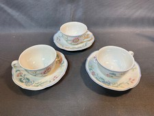 Lot 3 tasses à café ou thé