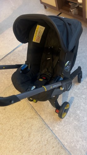 Poussette pour bebe doona max - ,