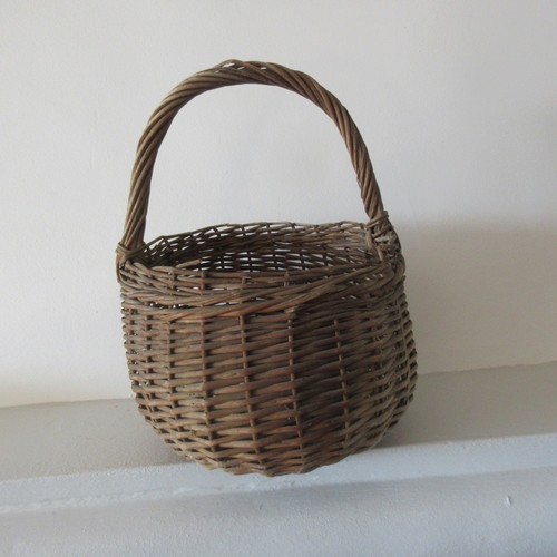 P15 vannerie ancien panier - :,