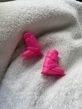 Pair of ski shoes / snow boot for Barbie