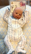 Realborn Pearl Awake brown eyes w/cert, 5 pounds 6 ounces nicely weighted baby!