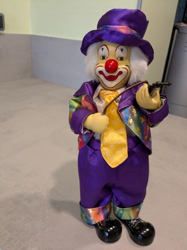 Ancien automate musical clown