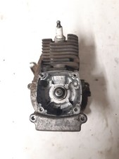 moteur de débrousailleuse