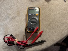 Fluke 107 AC/DC 600v Digital Multimeter (2589556)