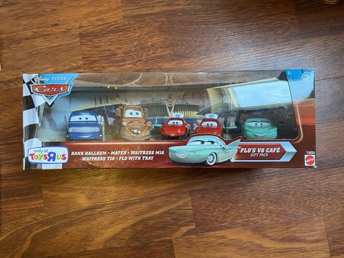 Disney pixar cars flo - disney, v8
