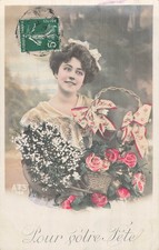 CP POUR VOTRE FETE FEMME ELEGANTE PANIER ROSES FLEURS MUGUET - 36318