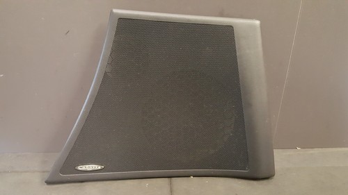 Grille haut parleur porte - haut,