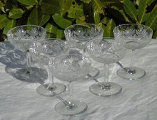 Service de 6 coupes à champagne en cristal taillé. Début Xxe s.