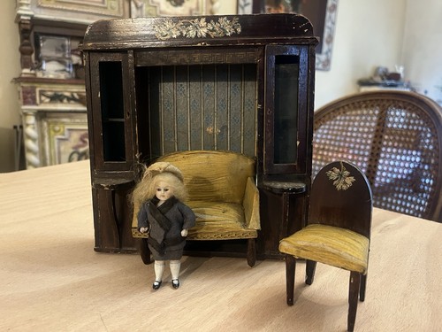 Antique miniature dollhouse - miniature,
