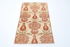 Tapis oriental traditionnel