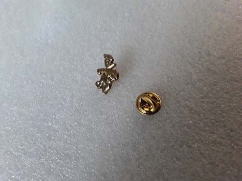 Pin pins disney donald doré - pin's,
