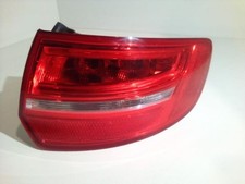 Feu arriere principal droit