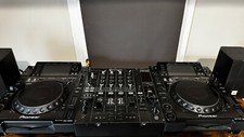 2 X CDJ 2000 + 1 X DJM-800