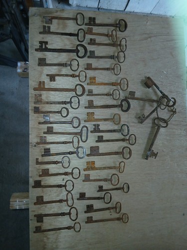 Clés lot clefs anciennes keys