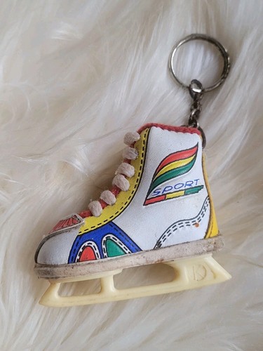 Ancien porte clé chaussures - ancien,