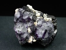 FLUORITE + TOURMALINE SUR FELDSPATH - ERONGO, NAMIBIE - 5 x 4,2 cm - 68,3 g