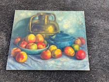 Tableau ancien Nature morte – pommes, poterie bleue et cruche en laiton signé
