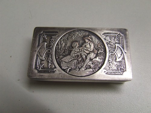 Ancienne boite timbres metal - ancienne,