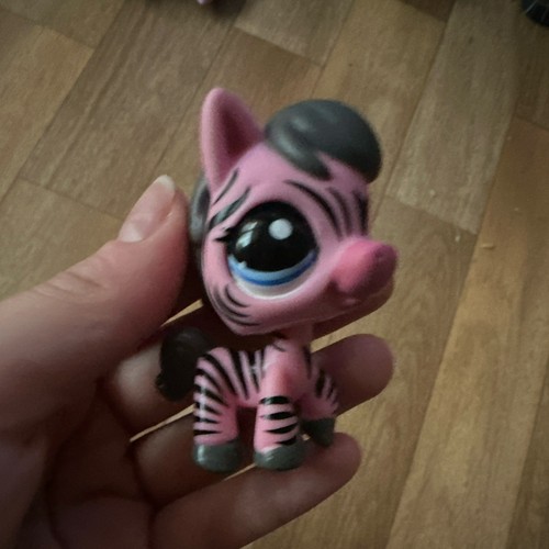Littlest pet shop figurine - littlest,