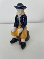 Personnage figurine faience de Desvres.