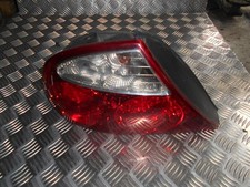 Feu arriere principal gauche