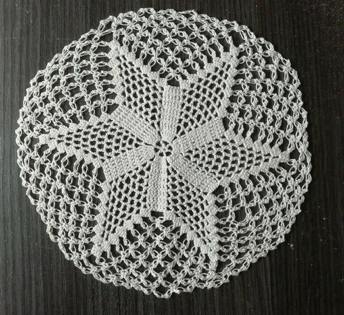 Napperons broderie rond - , 27