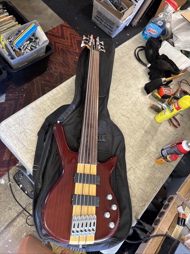 Maestro string fretless - 6,