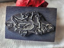 Antique stamp la,poule et ses chicks collection 8 cm n°45