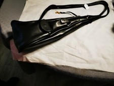 Sacoche Poitrine en cuir noir