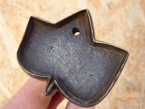 Emporte piece outil ancien - emporte,