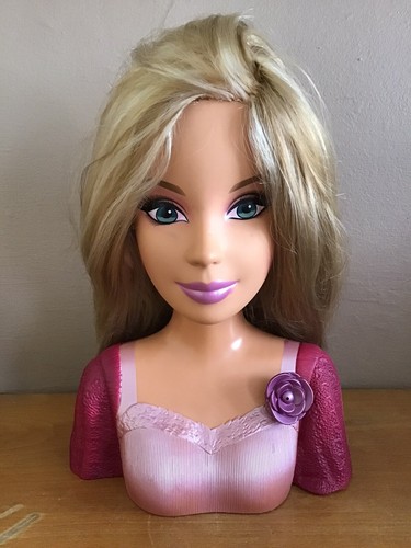 Tete coiffer barbie avec - tete, a