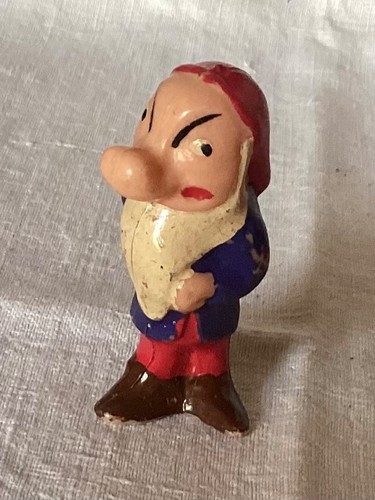 Figurine nain grincheux - de,