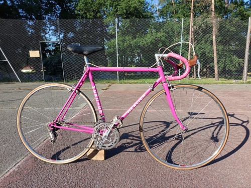 Vélo course mercier rose - de,